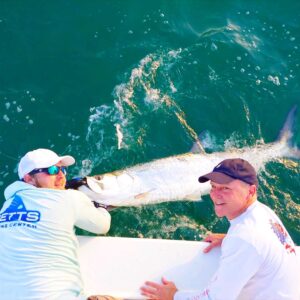 Birds-eye view from the tower of landing a tarpon.